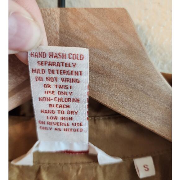 Sundance Women's Brown Burgundy Velvet Top SZ Small - Picture 4 of 6